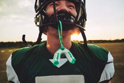 Football mouthguards 6465932 400x